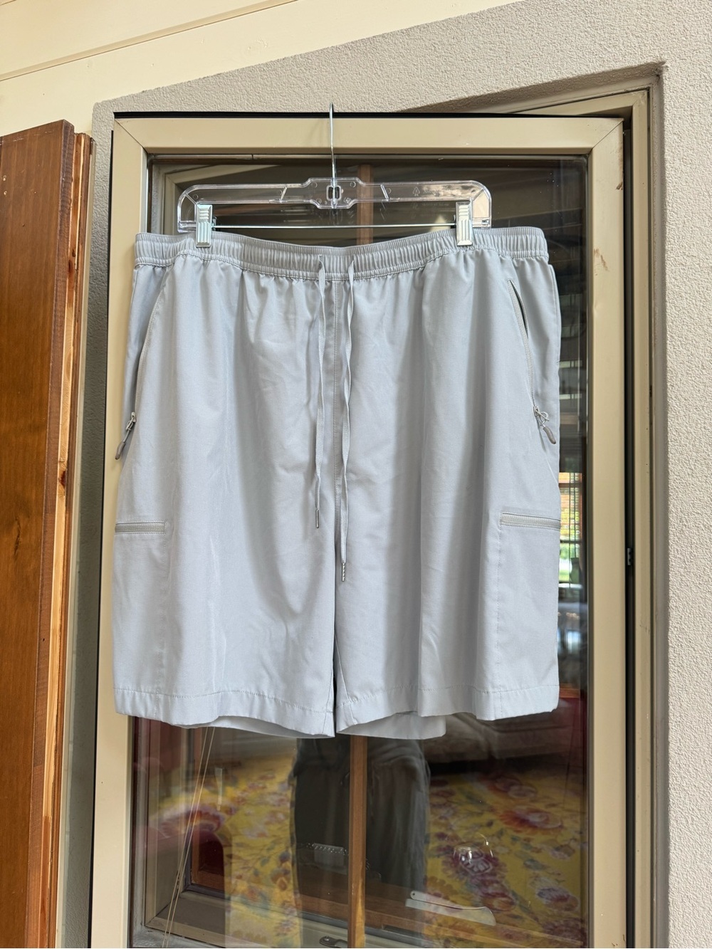 Light Gray Men's Elastic Waist Cargo Shorts